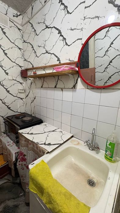 Сергели 4 1/3/9 квартира чистая, бывшие общежитие