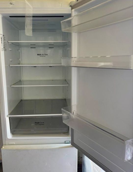 Холодильник   .LG