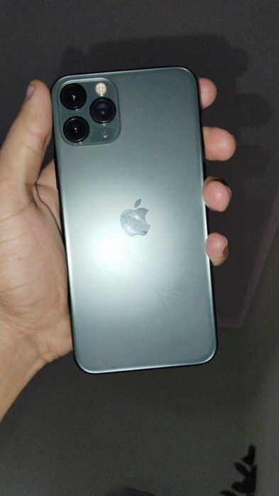 IPhone 11 pro batareya 100 xotira 256 GB