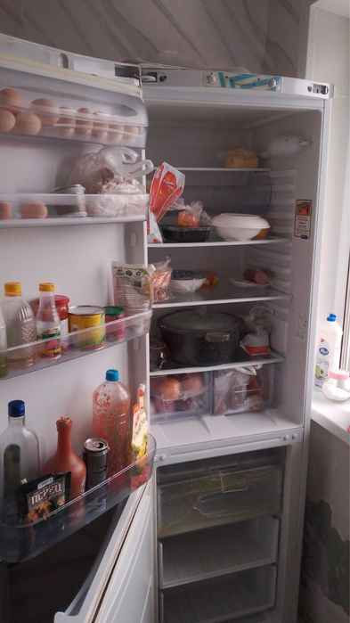 Продам холодильник