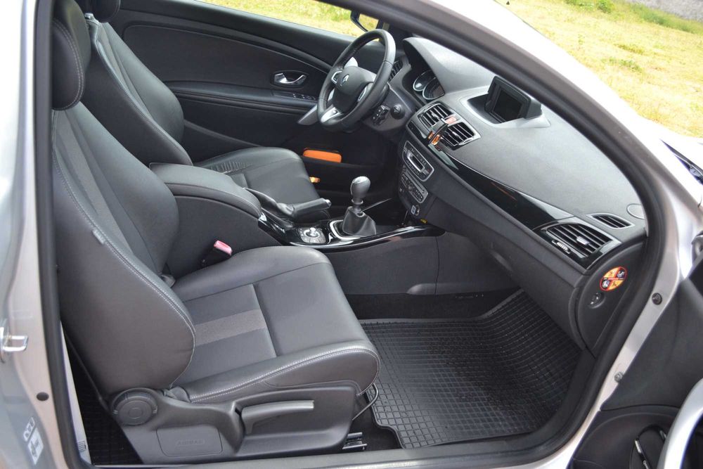 Renault Megane 3 Coupe Bose Edition 1.5dci 110cp