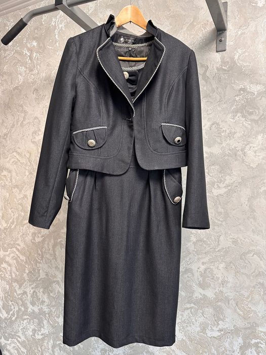 Продам платье 50-52 размер