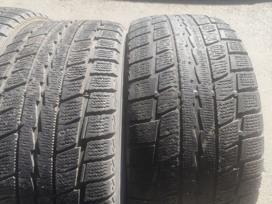 Продам шины Dunlop