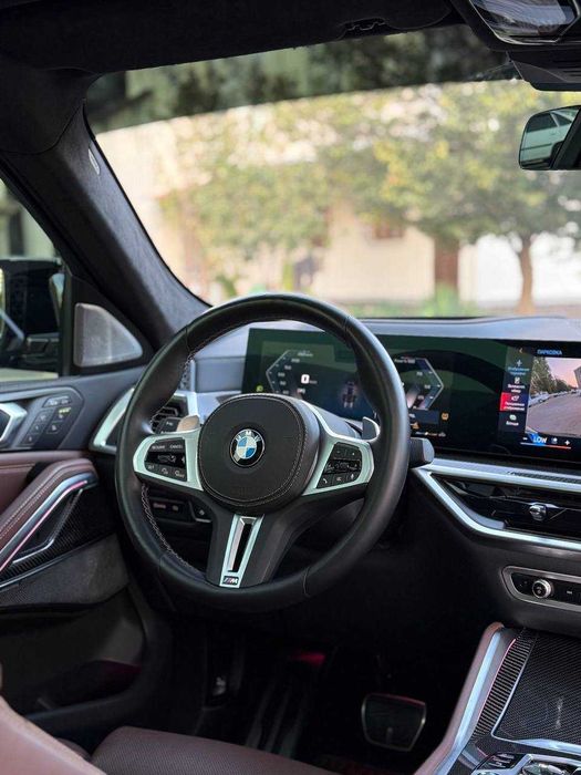 Sotuvda BMW X6 M60i  avtomashinamiz