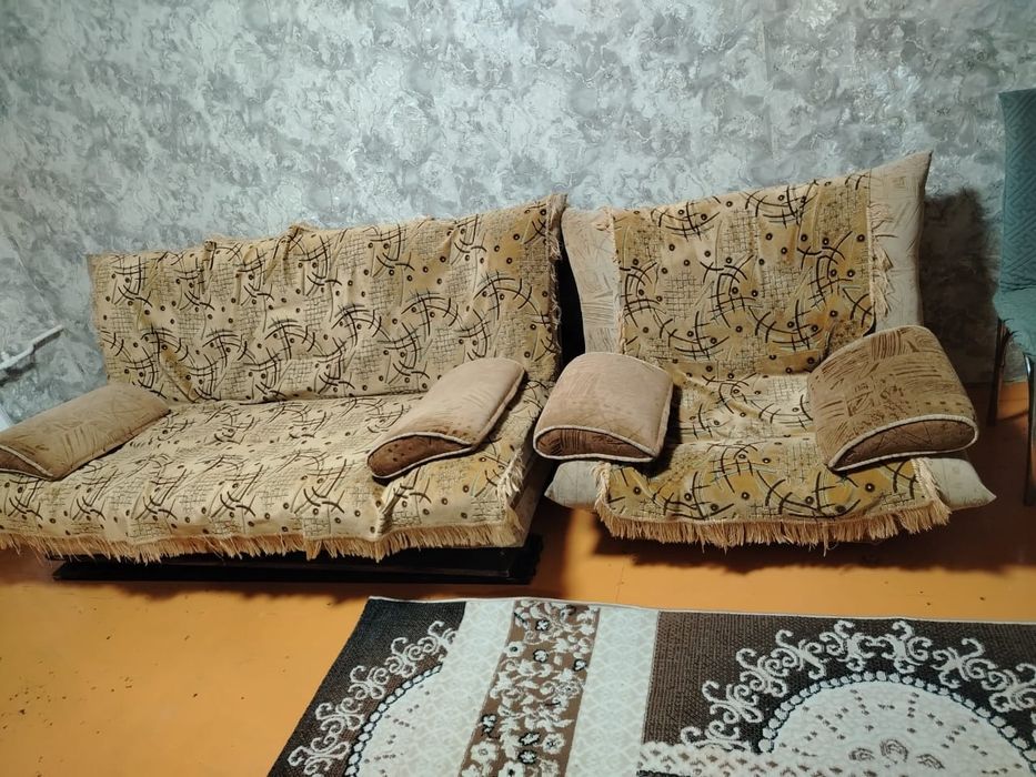 Продам мягкий уголок бу