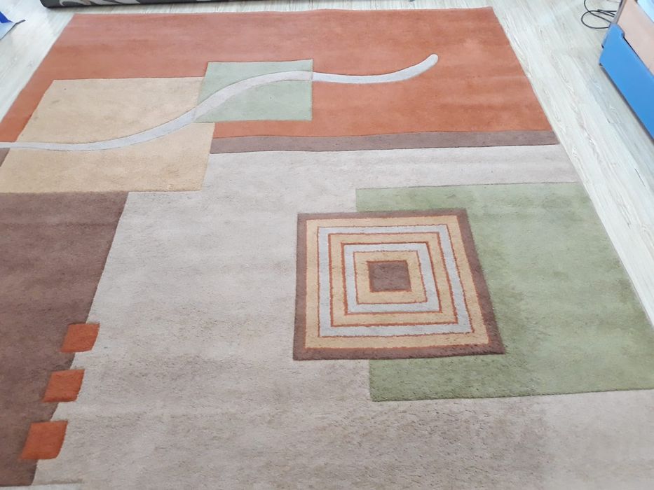 Продам ковры шерстяные  и синтетика.