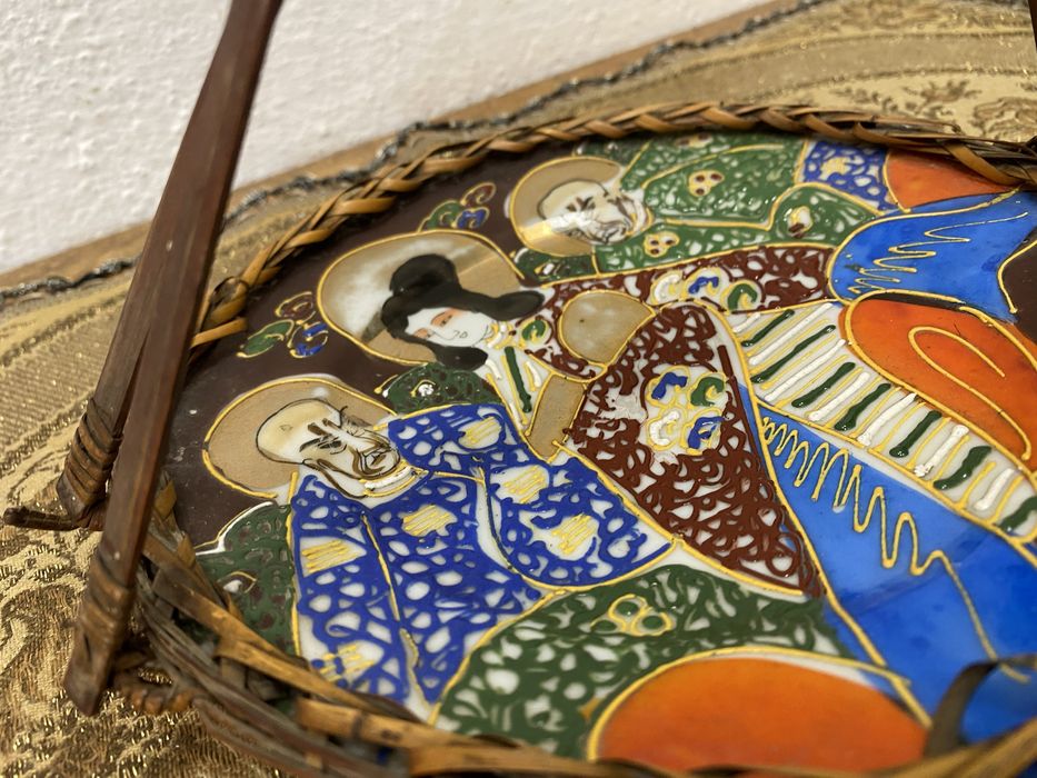 Японски поднос с ратанова дръжка сацума