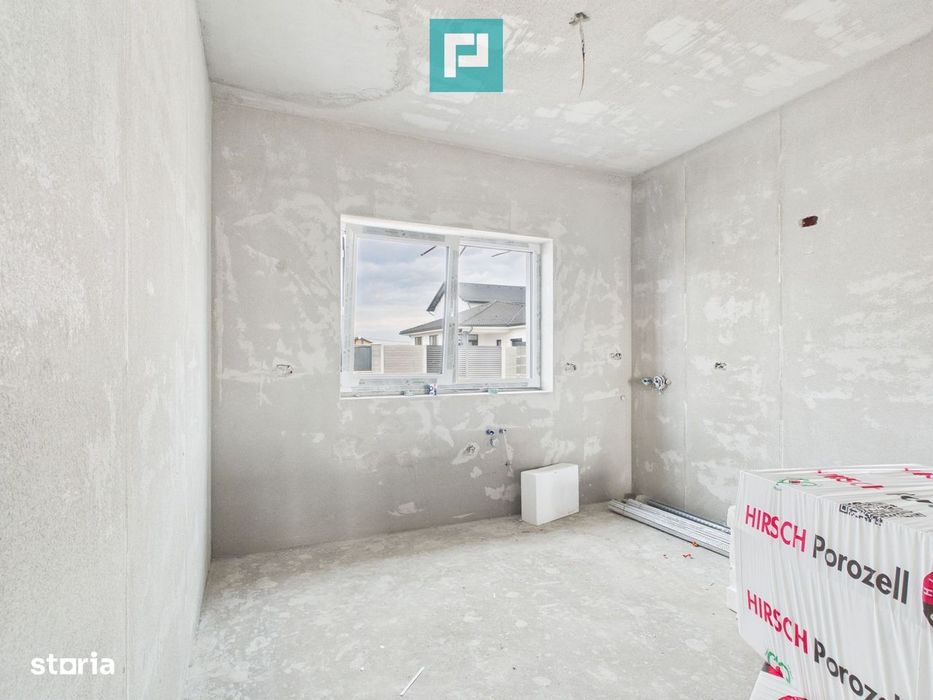 Duplex în Săcălaz despartit prin cameră tehnica