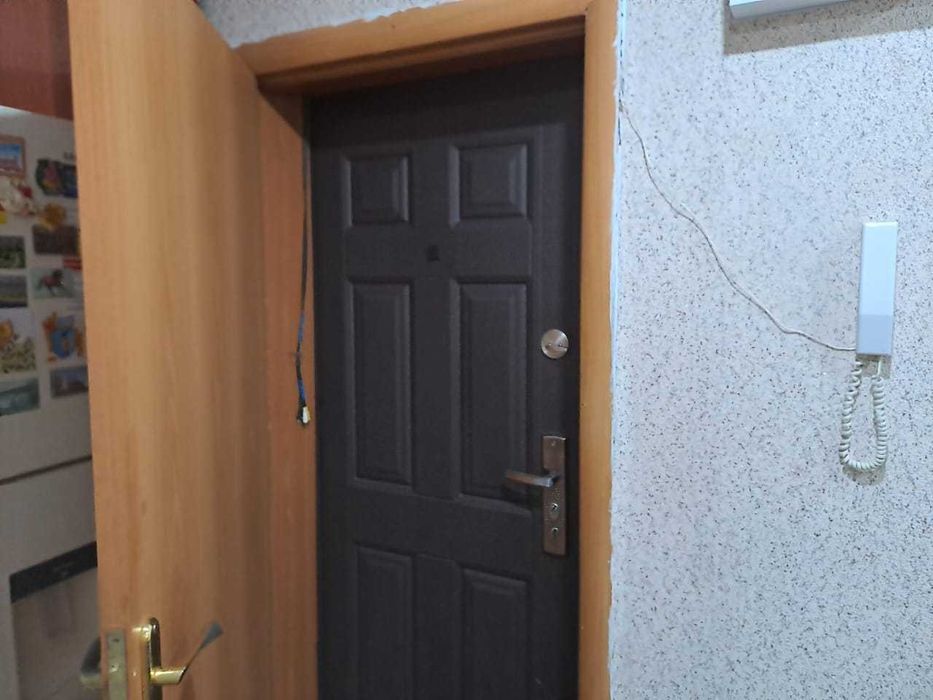 Продам 2 комнатную квартиру