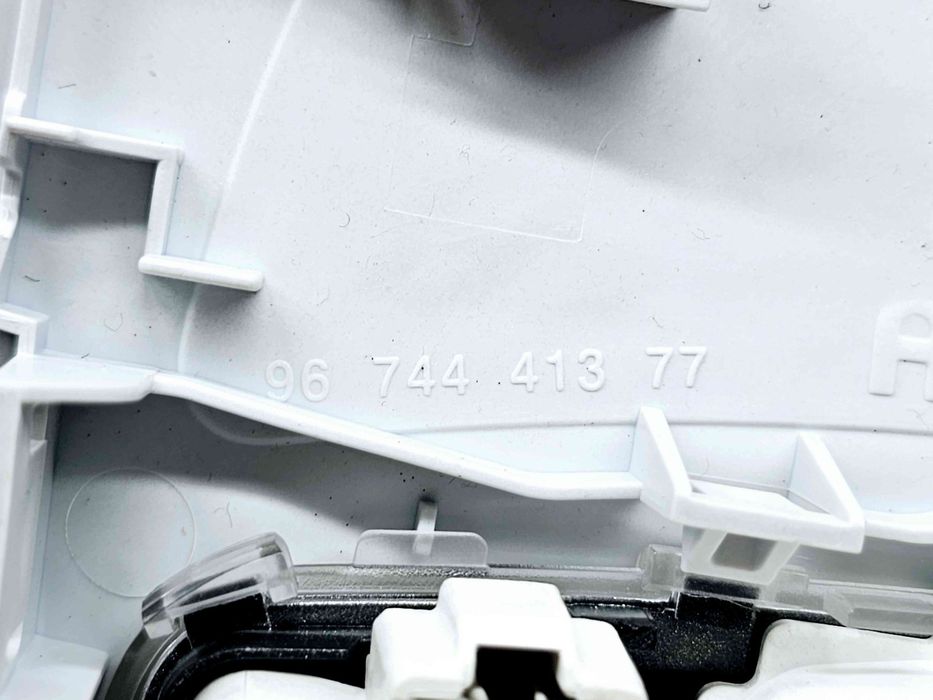 Plafoniera fata Peugeot 208 [Fabr 2012-2024] 9674441377