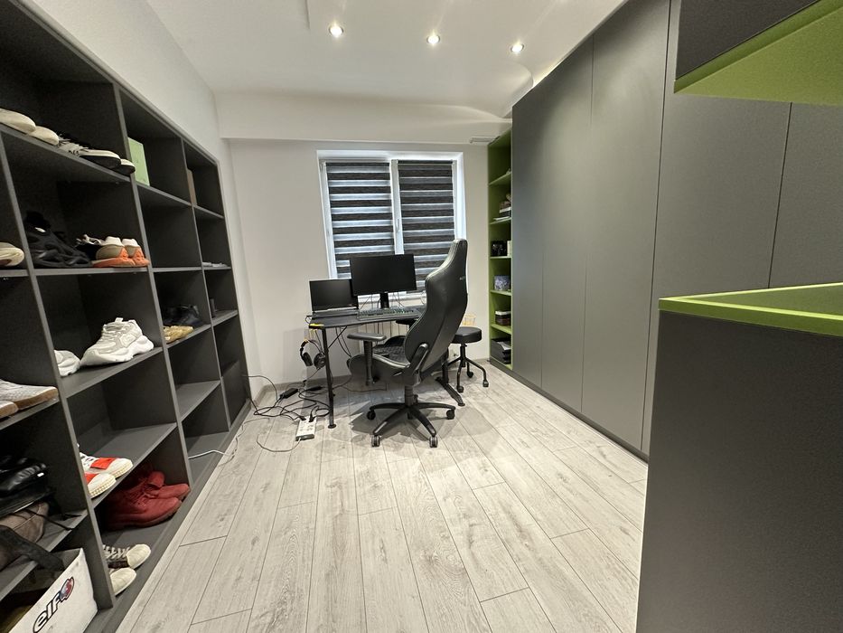 Apartament 4 camere Et 1 Nufaru