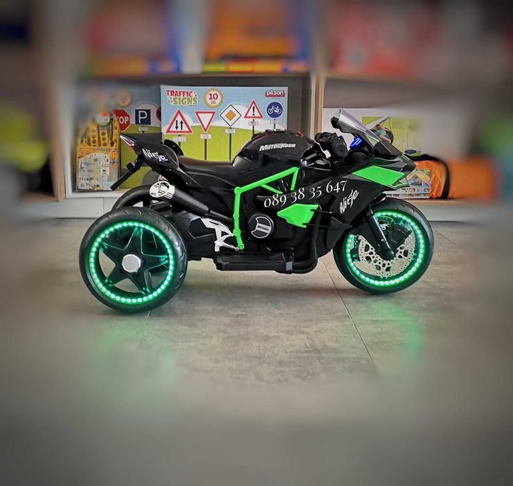 НОВО!Акумулаторен мотор с 3 гуми Ninja BLACK с 12V батерия,USB,LED