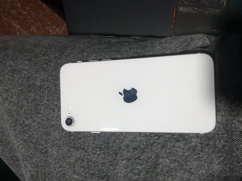 Айфон se 128gb в идеале