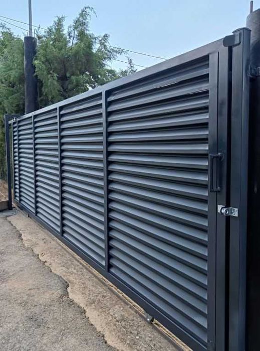 Gard jaluzea premium pentru casa, curte sau vila