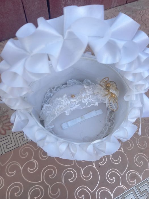 Rochie mireasa cu accesorii