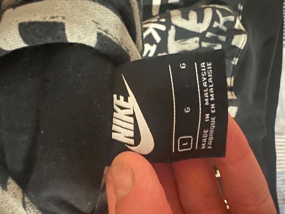 Суитшърт и блуза