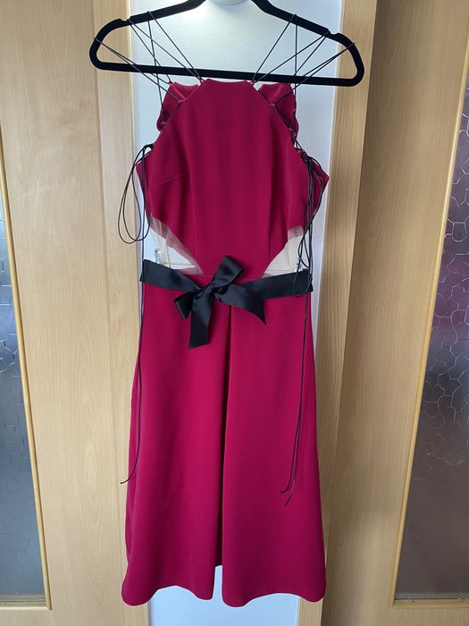 Vând sau inchiriez rochii elegante