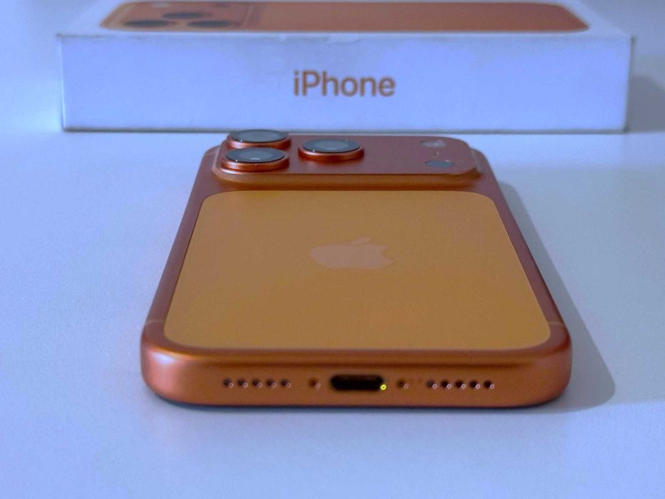 Бартер! Гаранция! Като НОВ! iPhone 17 Pro Cosmic Orange (Oранжев)