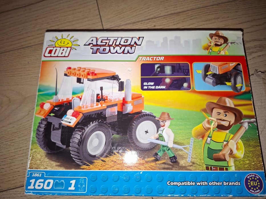 Lego tractoras 160 de piese
