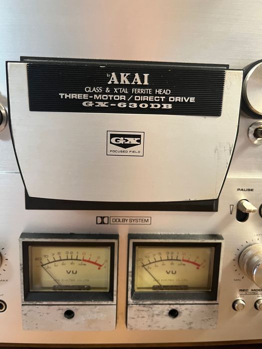 Vand magnetofon akai gx 630 DB