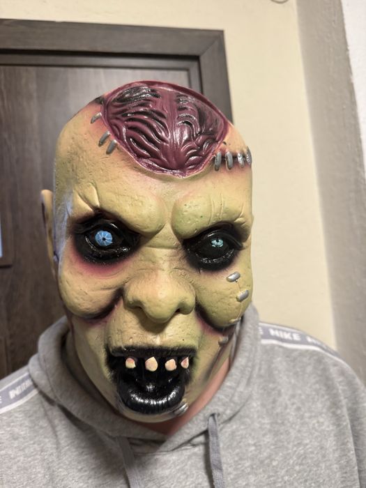 Кукерски маски  гумени маски