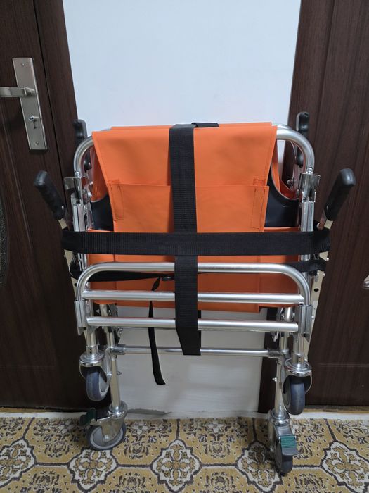 Scaun cu roti de transfer pliabil