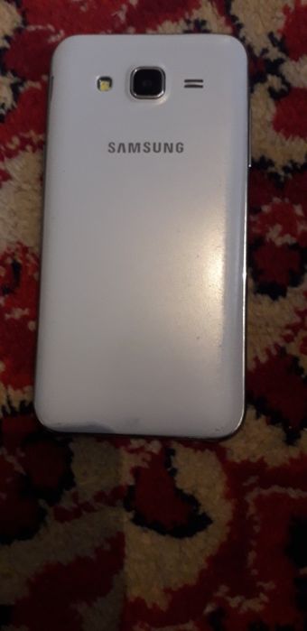 Продам телефон Самсунг j5 2015 в хорошем состоянии. Экран без трещин с
