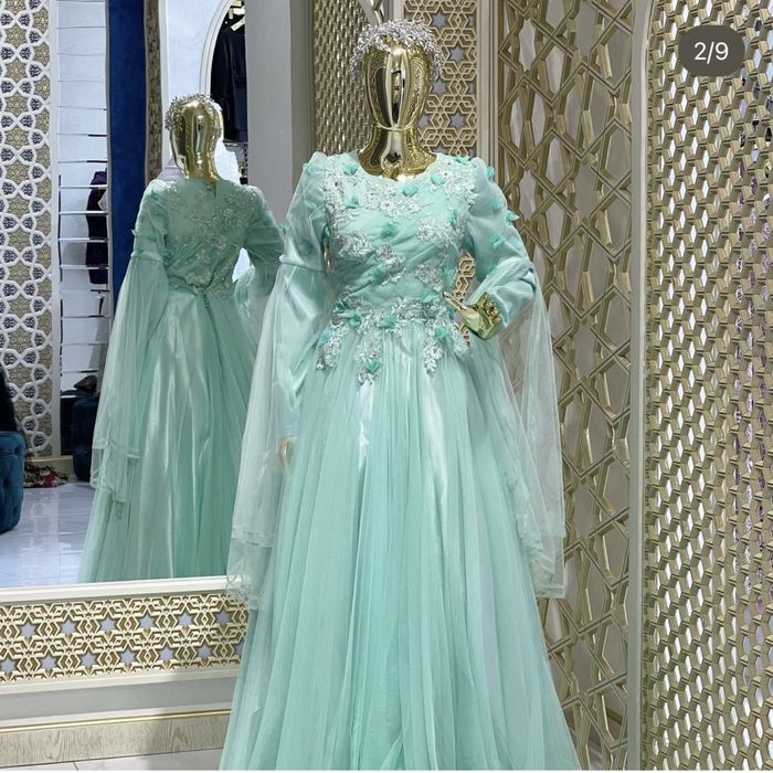 Продается вечернее платье-ансамбль