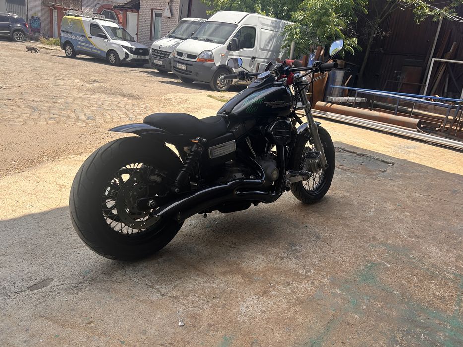 Harley Davidson  Dyna Street Bob 2009