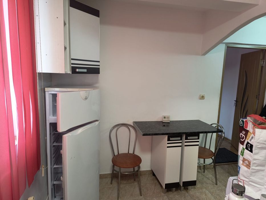 Vând apartament cu o cameră