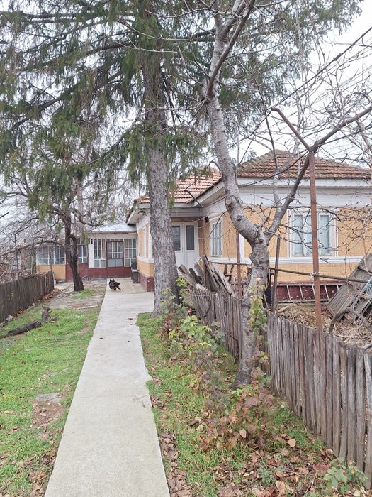 Vind casa! com valea ramnicului oreavu