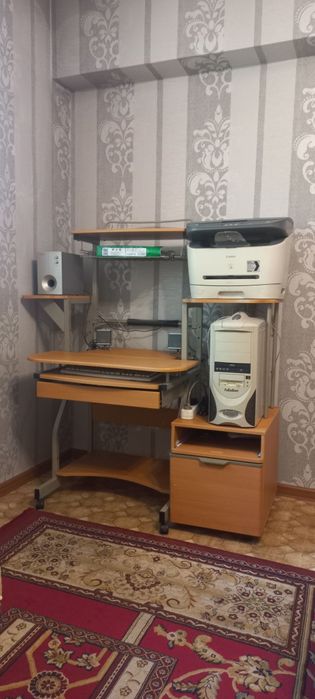 Компьтерный стол