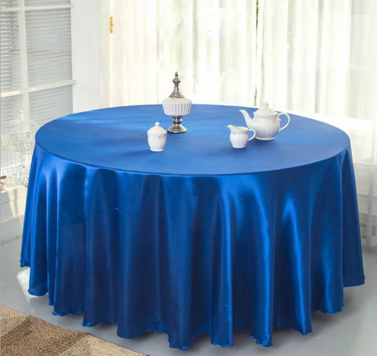 Fata(fete)de masa rotunde/Sali de Evenimente