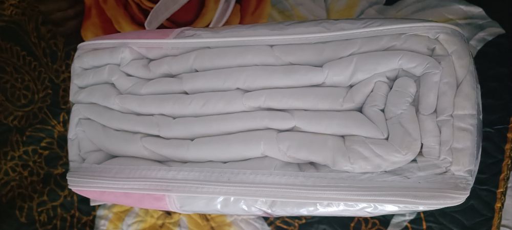 Продам одеяло зимнее производства Россия