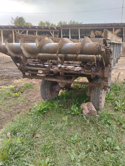 Разбрасивател Роу 6