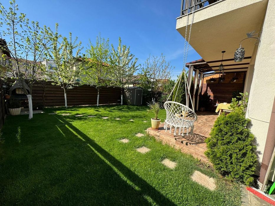 Vand casa tip duplex