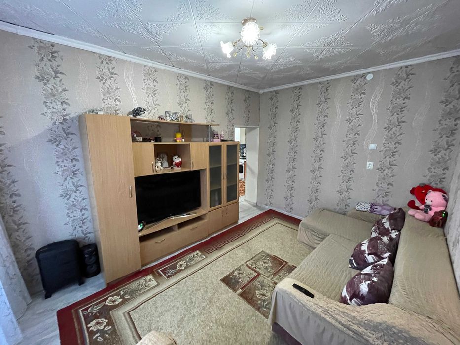 3комнатная квартира + земельный участок и баня на левом берегу