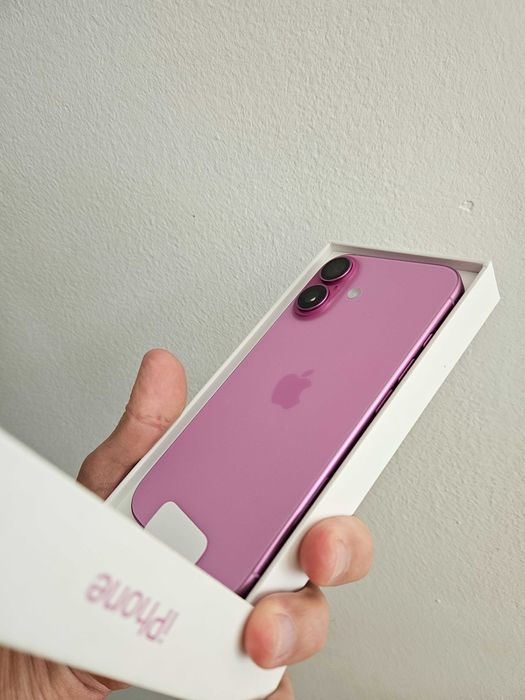 Iphone 16, 256 Gb, neverlock, nou la cutie pink, schimb.