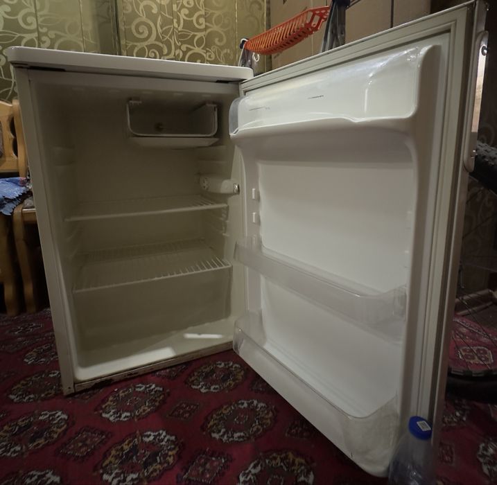 Холодильник Zanussi