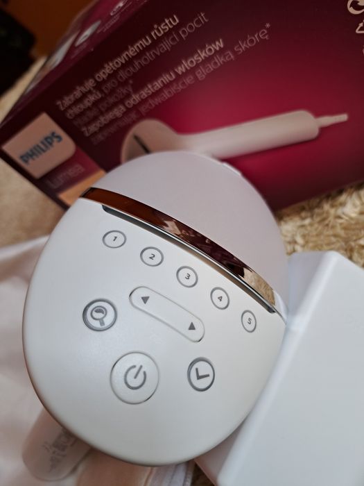 IPL Philips Lumea 8000 BRI940