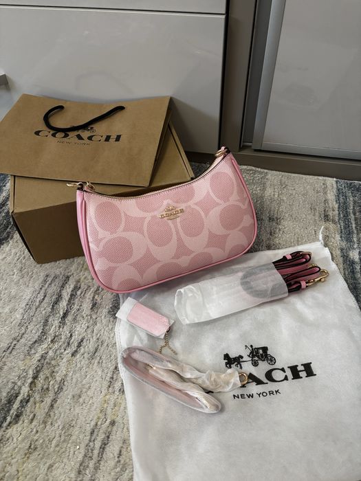 Geantă Coach roz originala nouă