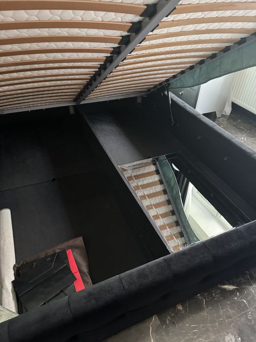 Vand pat  cu somiera stare exceptionala lems 160/200