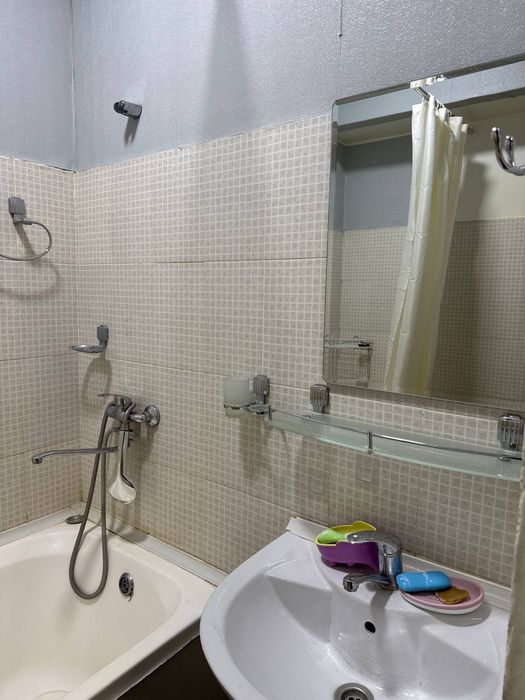 Yangi hayot 8 hudud 2 xona 3 xona qilingan tayyor