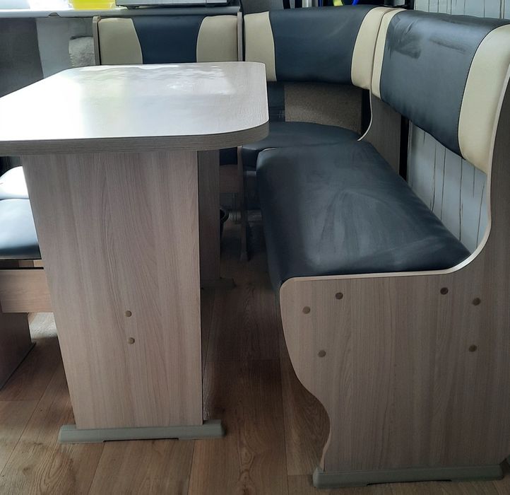 Продаю Кухонный уголок