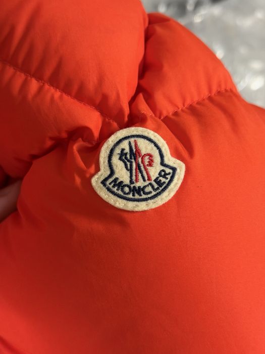 Geaca Moncler originala