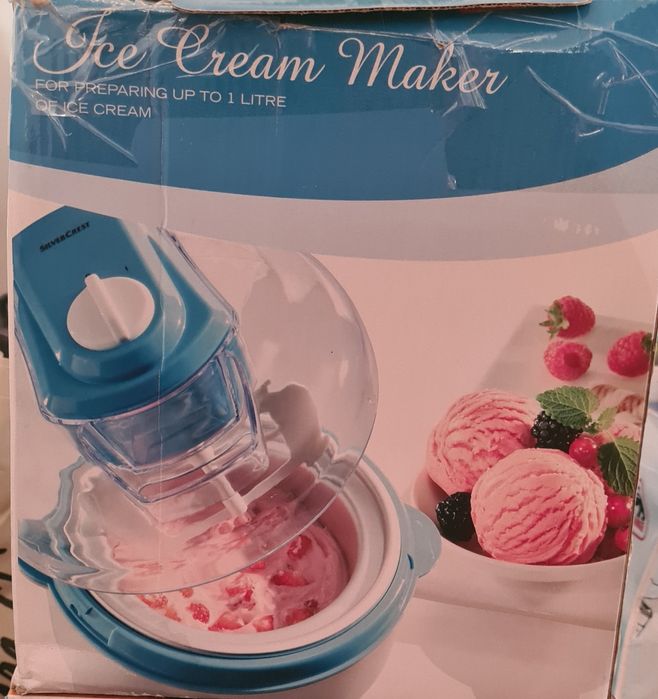 Vând aparat de făcut înghețată