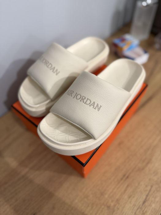 Чехли JORDAN Jordan Sophia