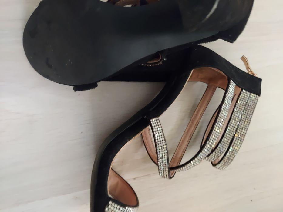 Sandale elegante din piele naturala, mărimea 37