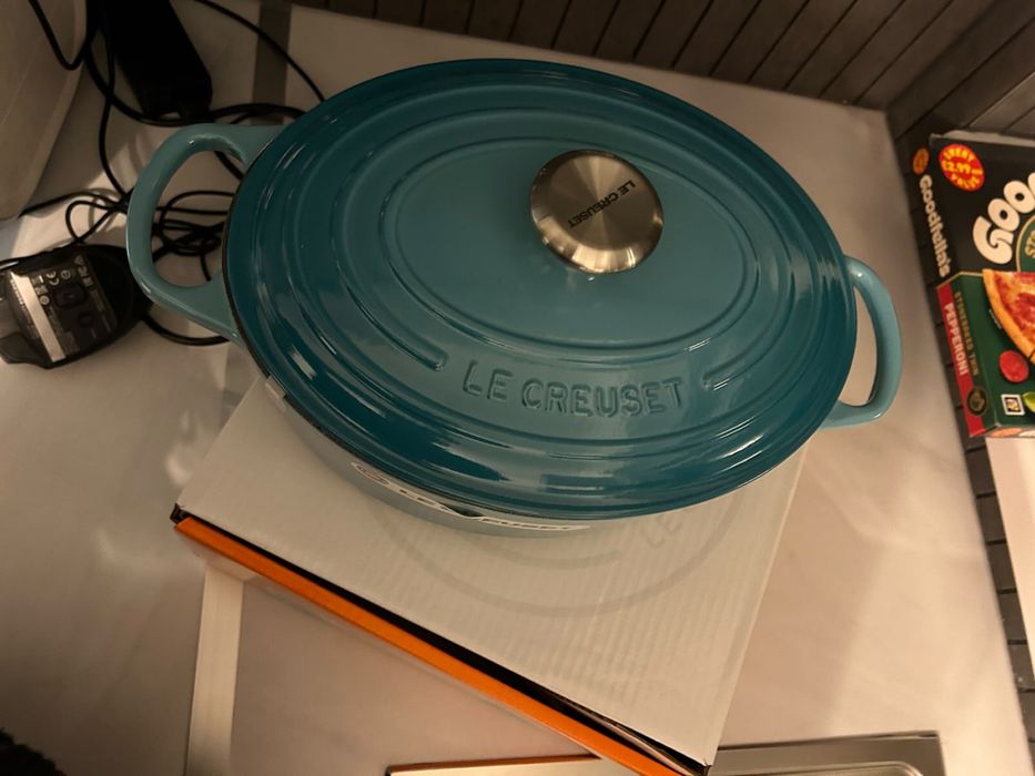Le Creuset - oala ovala fonta emailata