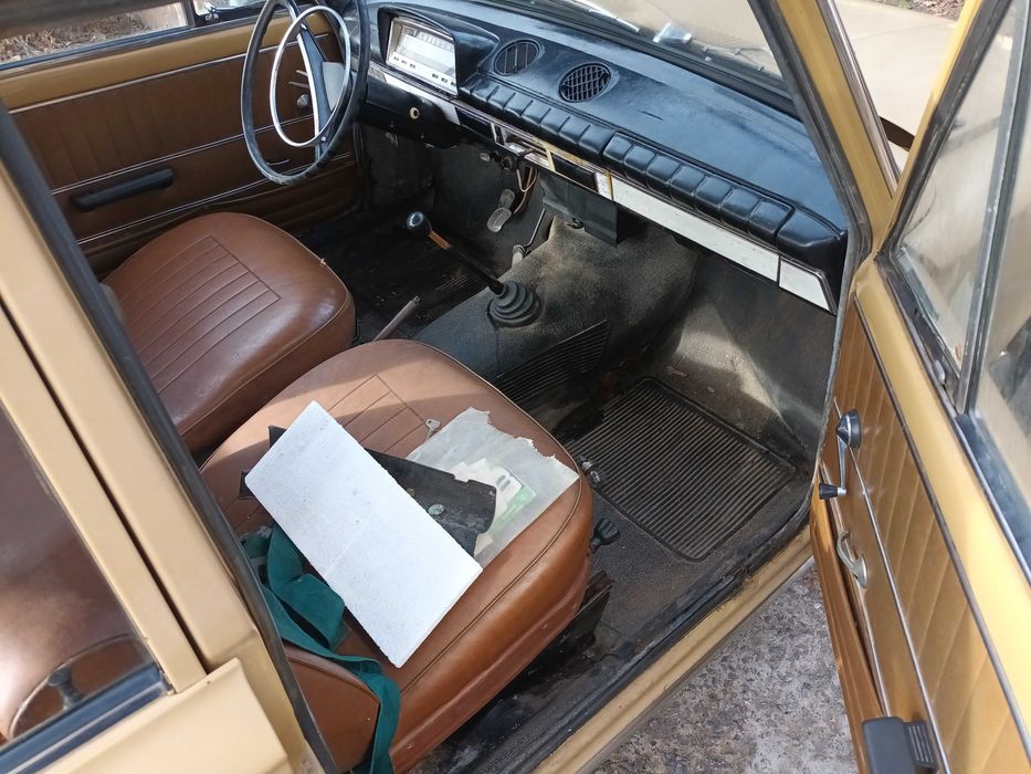 Продавам ваз 2101